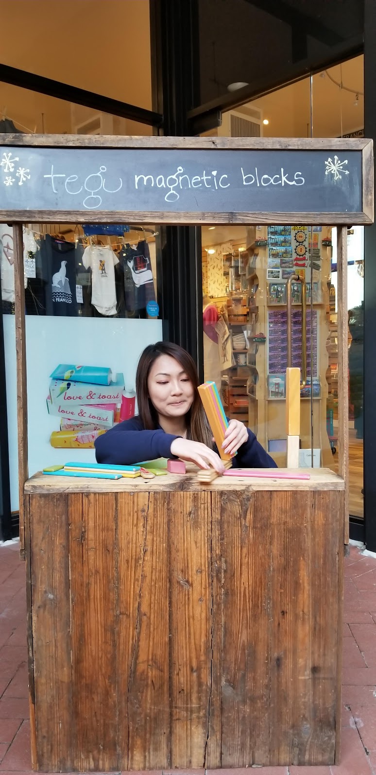 Photo of jen doing blocks